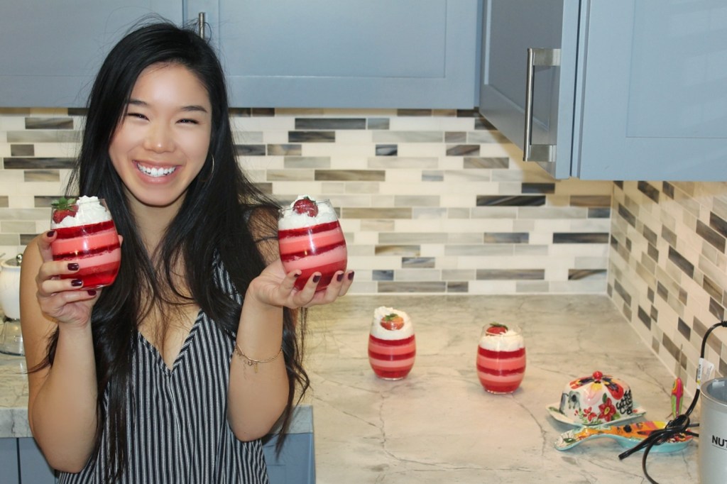 YOUTUBE: V-Day Jello&nbsp;Cups